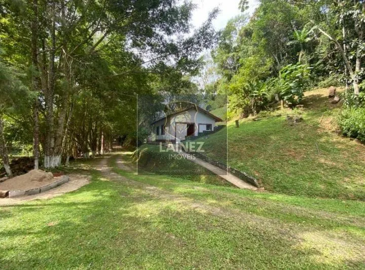 Sítio à venda de 8 ha em Juquitiba, SP, Brasil