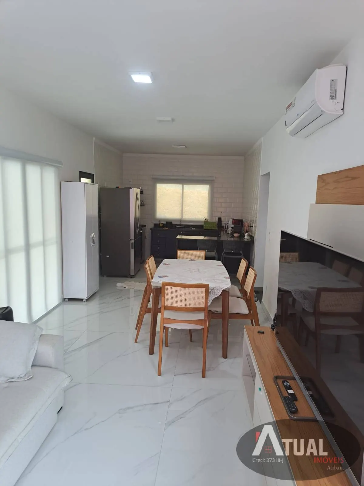 Casa à venda de 372 m² em Atibaia, SP, Brasil