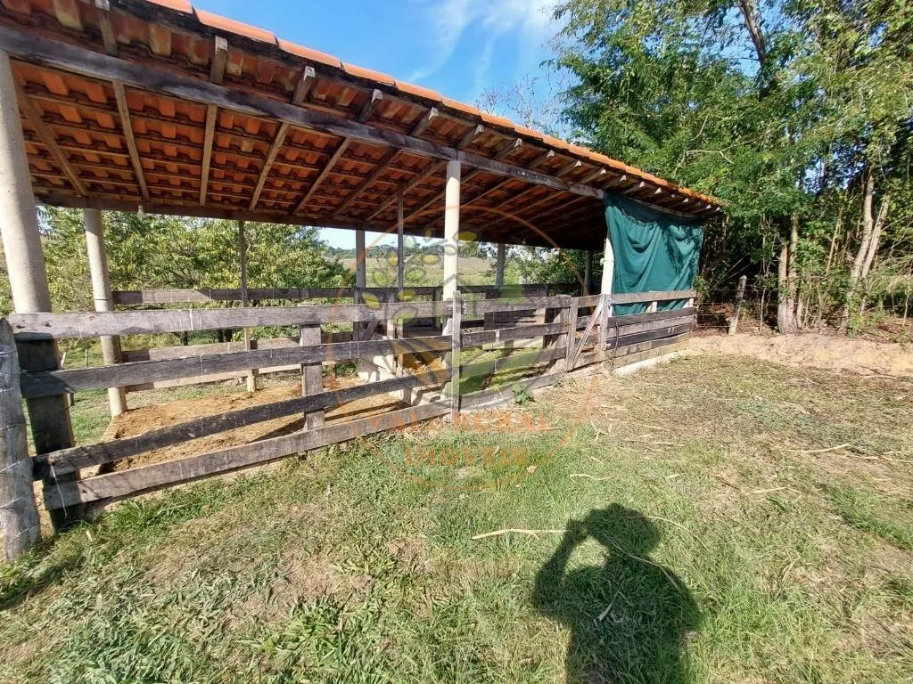 Sítio à venda de 25 ha em Cachoeira Paulista, SP, Brasil