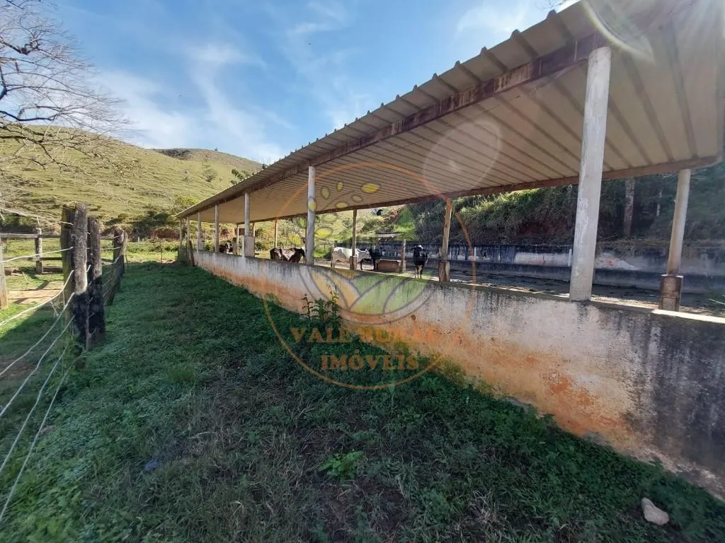 Sítio à venda de 25 ha em Cachoeira Paulista, SP, Brasil