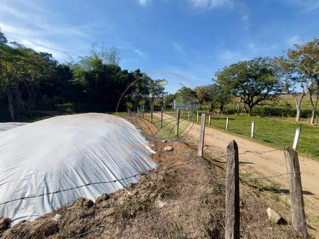 Sítio à venda de 25 ha em Cachoeira Paulista, SP, Brasil