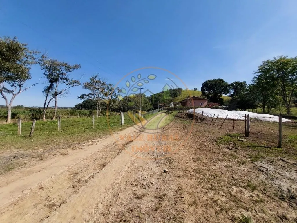 Sítio à venda de 25 ha em Cachoeira Paulista, SP, Brasil