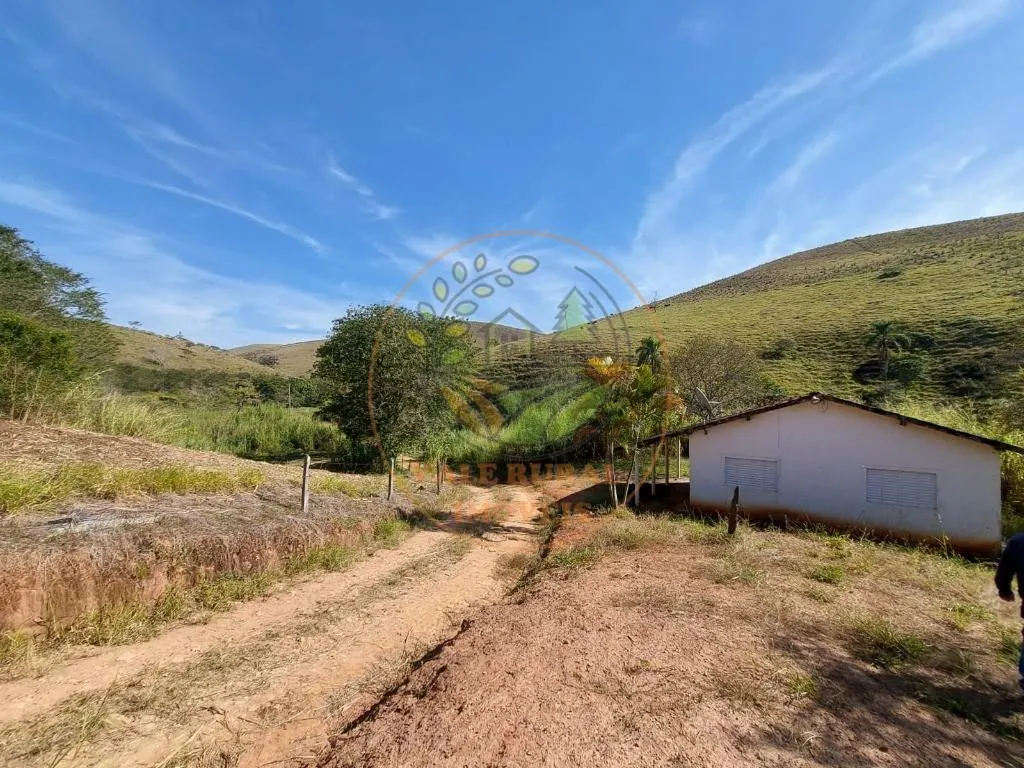 Sítio à venda de 25 ha em Cachoeira Paulista, SP, Brasil