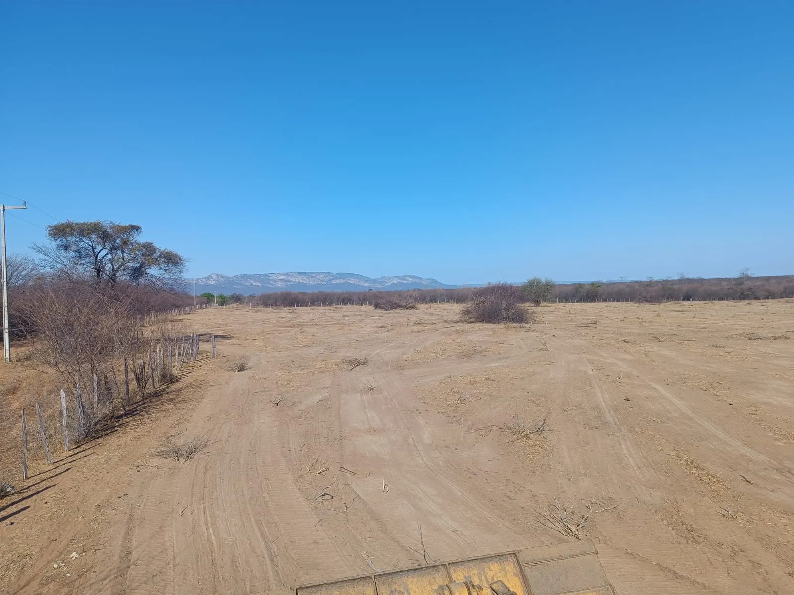 Fazenda à venda de 3.429 ha em Oliveira dos Brejinhos, BA, Brasil