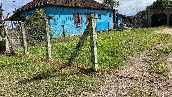 Chácara à venda de 3.400 m² em Santo Antônio da Patrulha, RS, Brasil