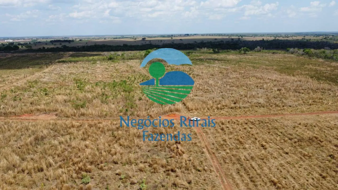 Fazenda à venda de 2.662 ha em Uruaçu, GO, Brasil
