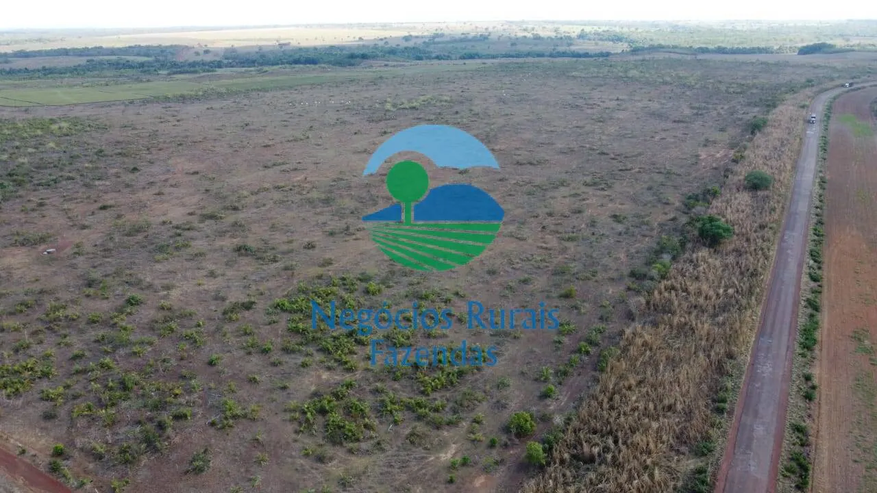 Fazenda à venda de 2.662 ha em Uruaçu, GO, Brasil
