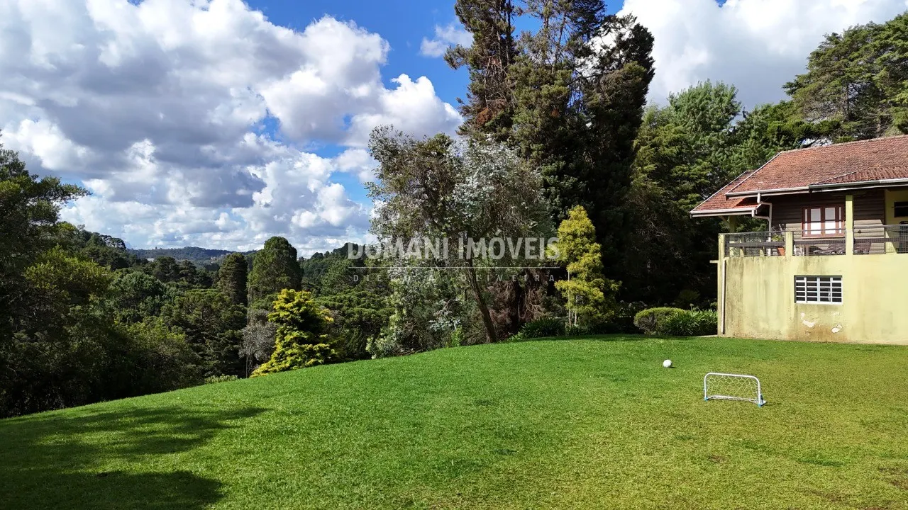 Casa à venda de 2.220 m² em Campos do Jordão, SP, Brasil