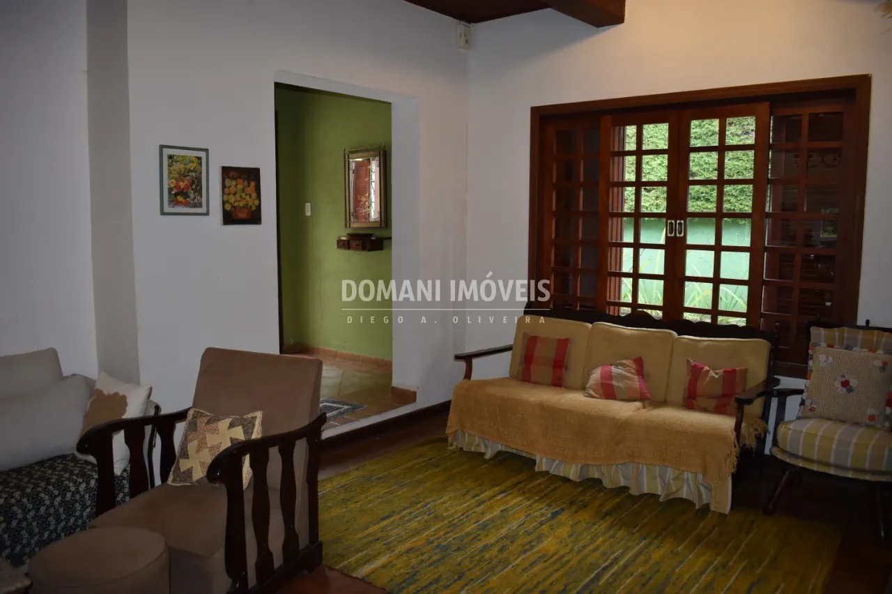 Casa à venda de 2.220 m² em Campos do Jordão, SP, Brasil