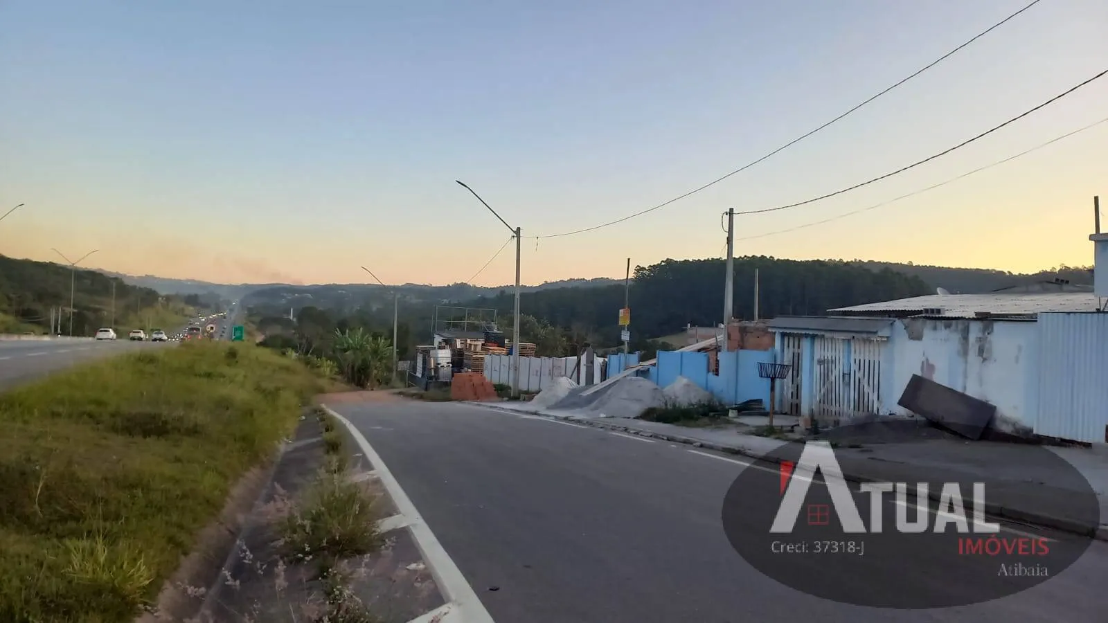 Terreno à venda de 357 m² em Atibaia, SP, Brasil