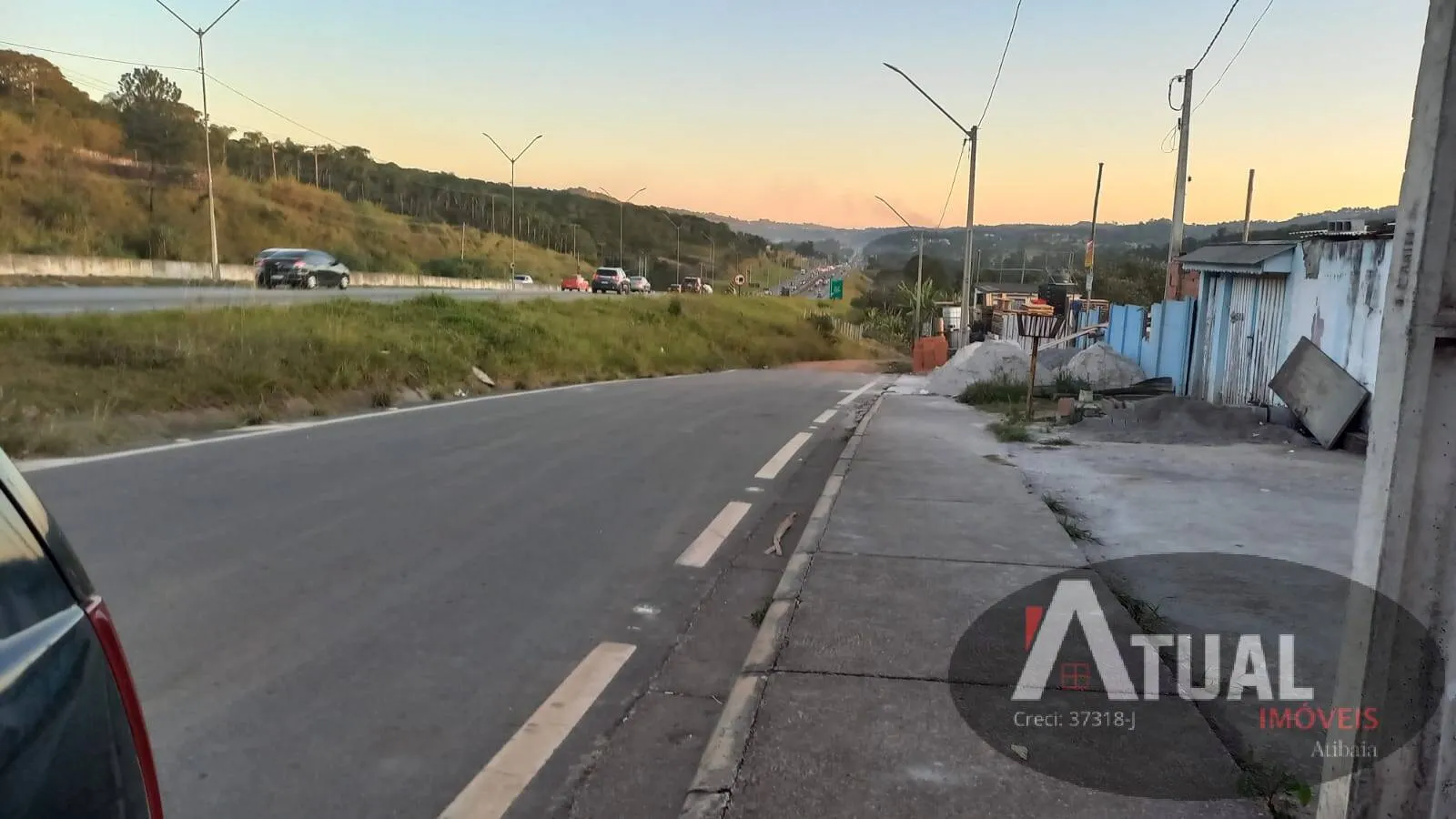 Terreno à venda de 357 m² em Atibaia, SP, Brasil
