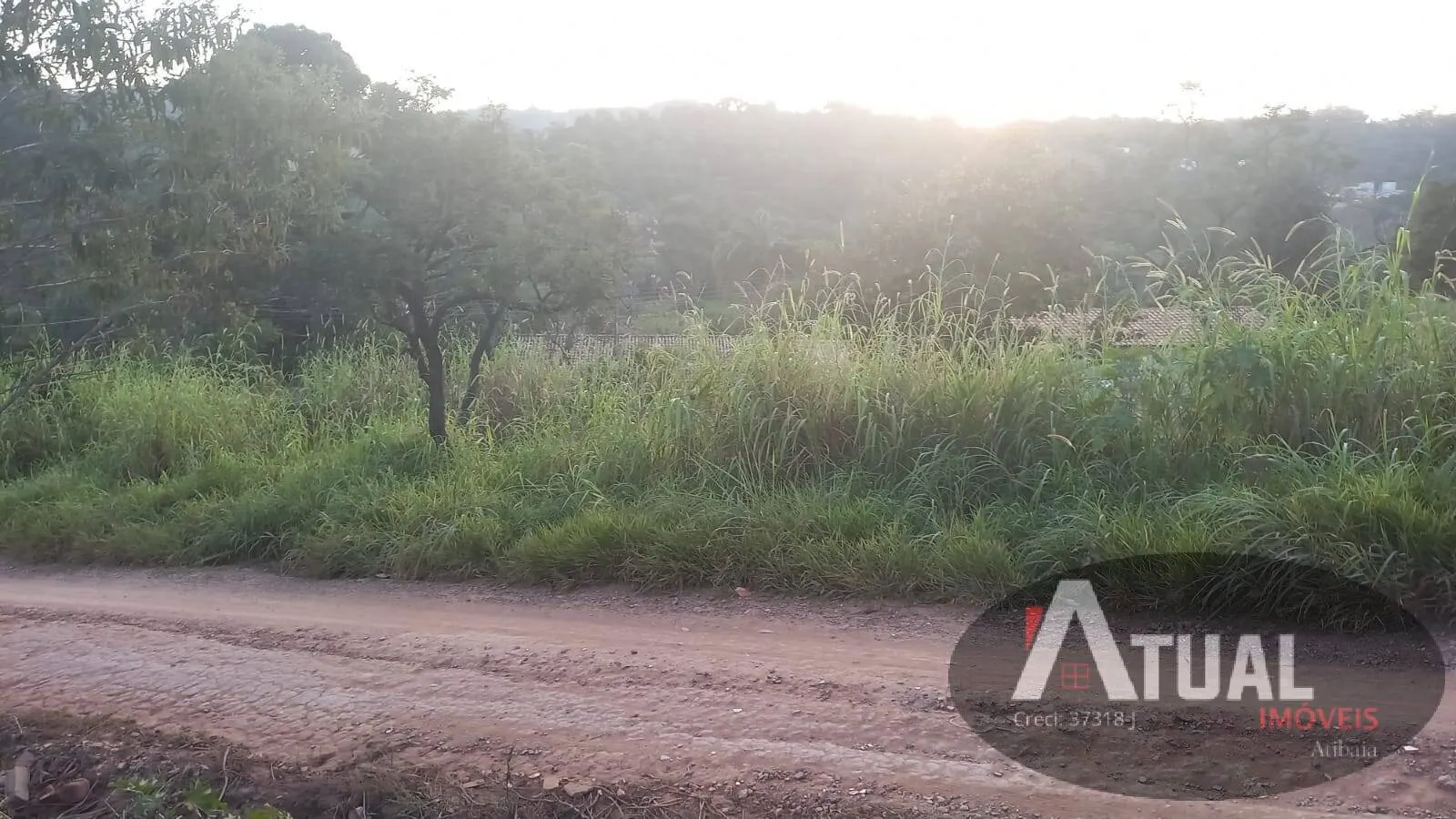 Terreno à venda de 357 m² em Atibaia, SP, Brasil