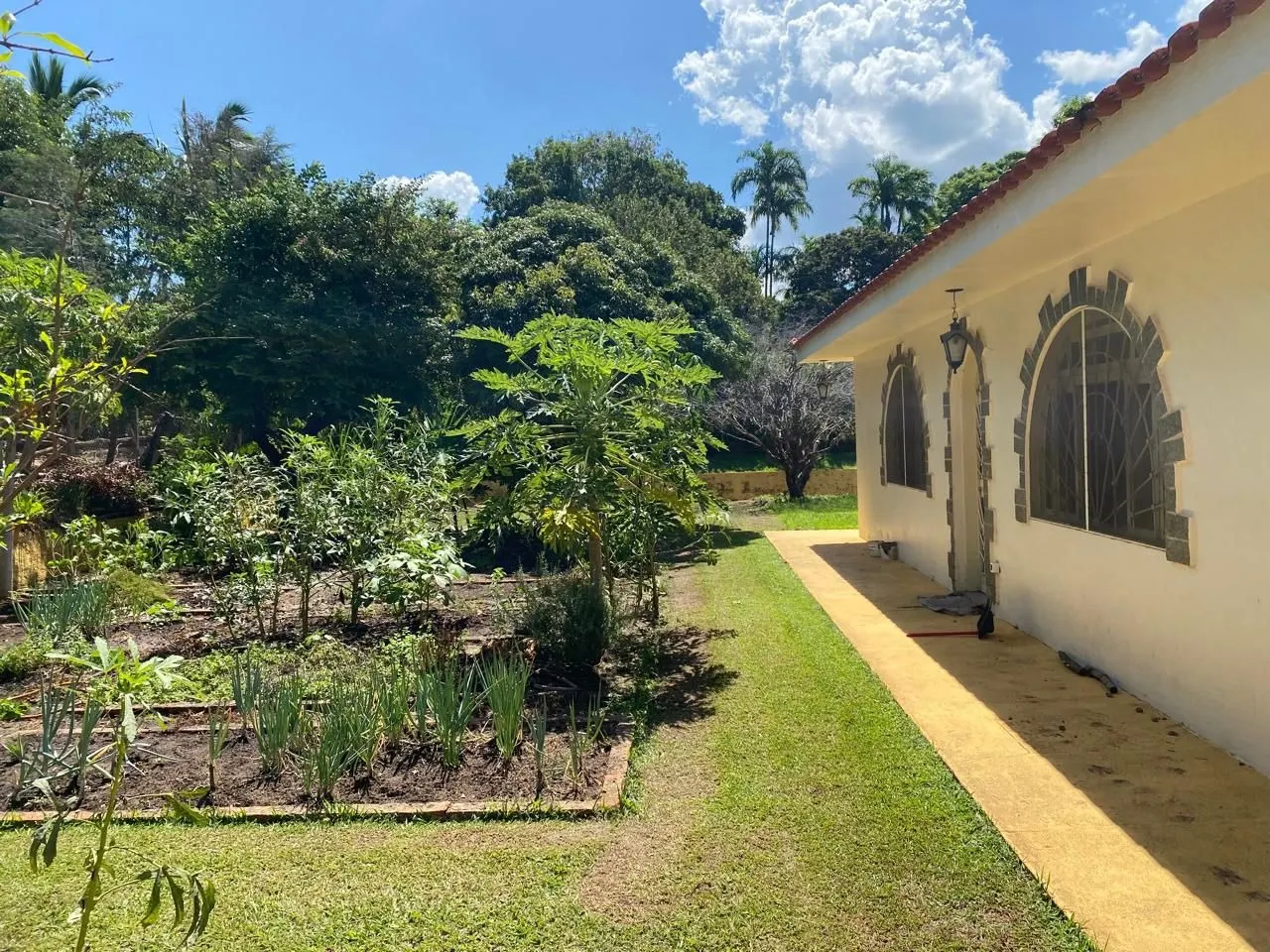 Casa à venda de 4.000 m² em Dois Córregos, SP, Brasil