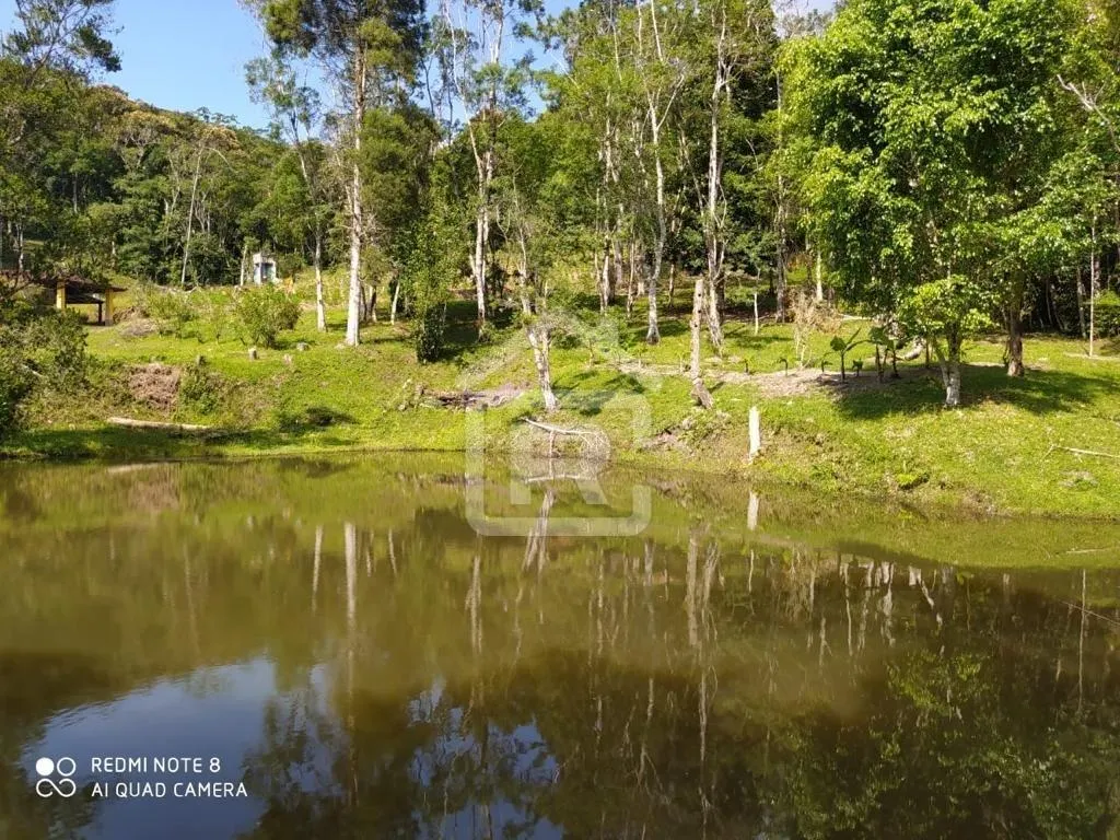 Small farm for sale of 12 acres in Juquitiba, SP, Brazil