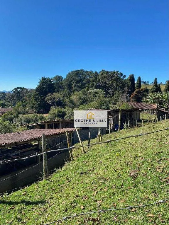 Sítio à venda de 5 ha em Gonçalves, MG, Brasil