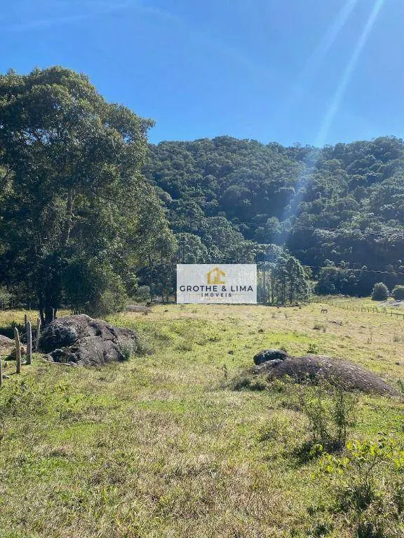 Sítio à venda de 5 ha em Gonçalves, MG, Brasil