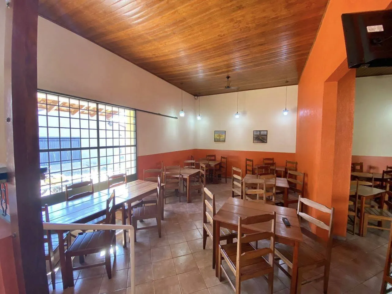 Comercial à venda de 756 m² em Piraju, SP, Brasil