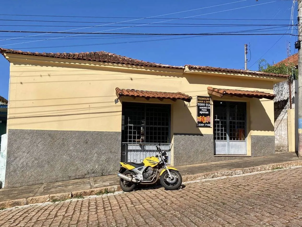 Comercial à venda de 756 m² em Piraju, SP, Brasil
