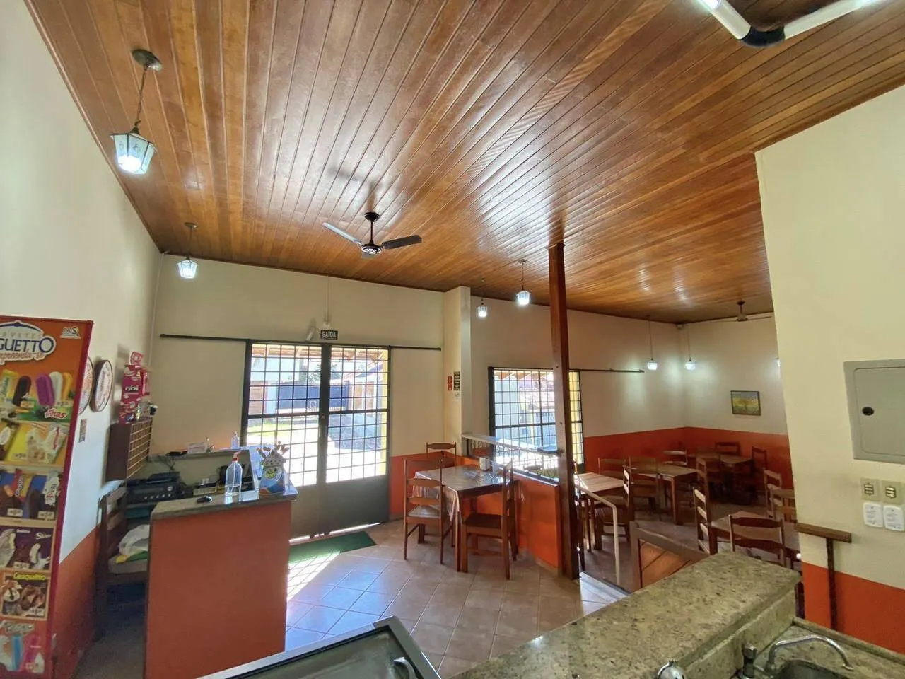 Comercial à venda de 756 m² em Piraju, SP, Brasil