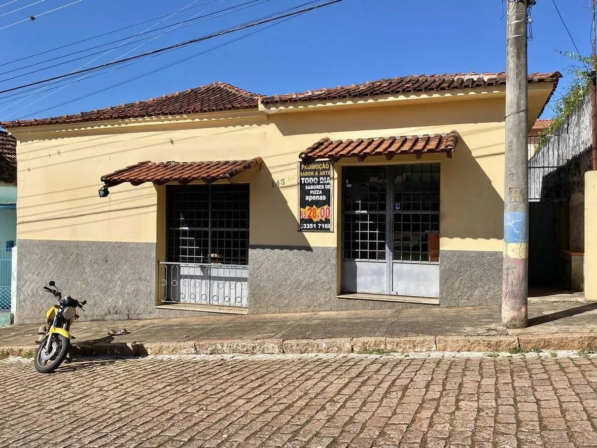 Comercial à venda de 756 m² em Piraju, SP, Brasil