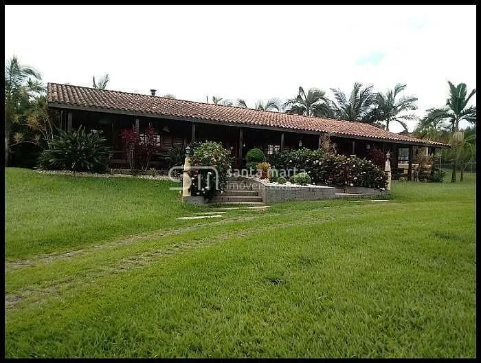 Fazenda à venda de 440.000 ha em Lorena, SP, Brasil
