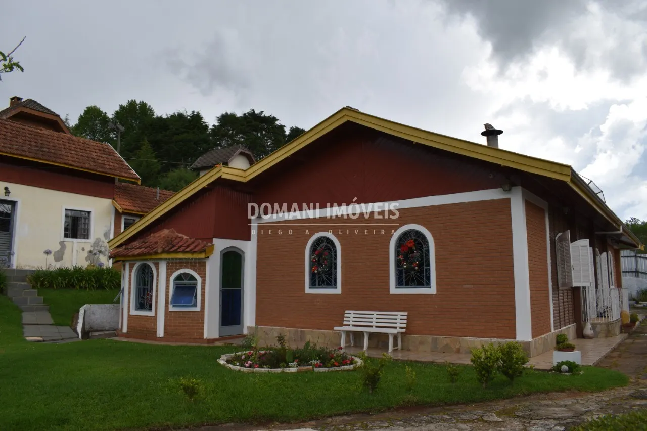 Casa à venda de 1.050 m² em Campos do Jordão, SP, Brasil