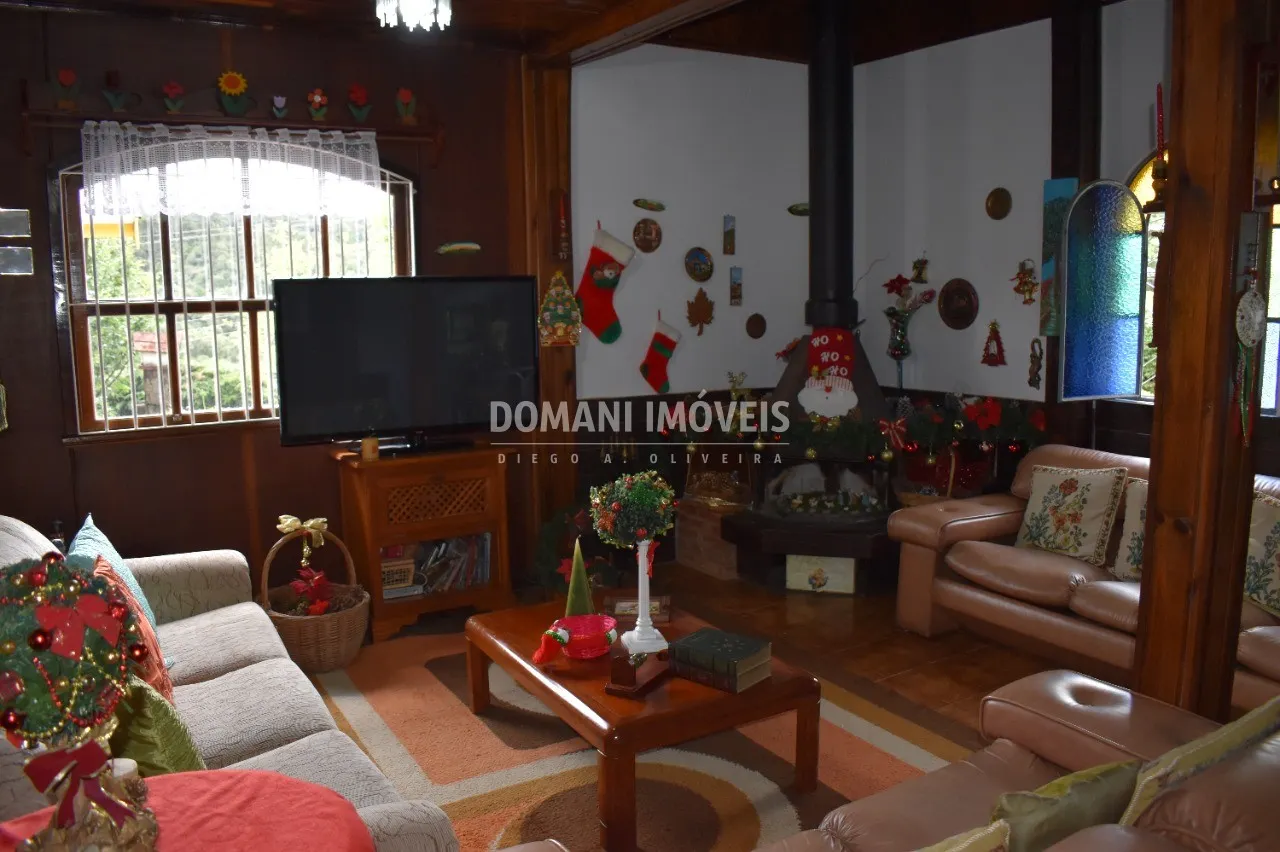 Casa à venda de 1.050 m² em Campos do Jordão, SP, Brasil