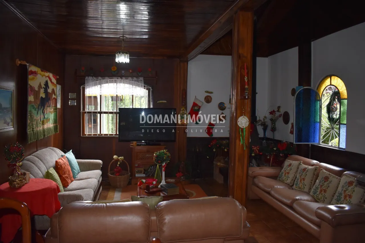 Casa à venda de 1.050 m² em Campos do Jordão, SP, Brasil