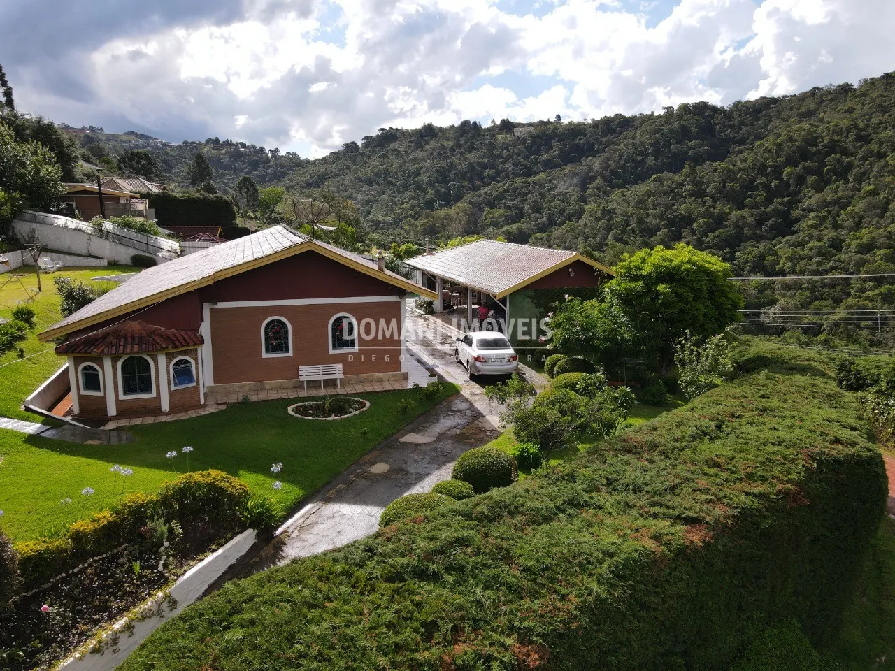 Casa à venda de 1.050 m² em Campos do Jordão, SP, Brasil