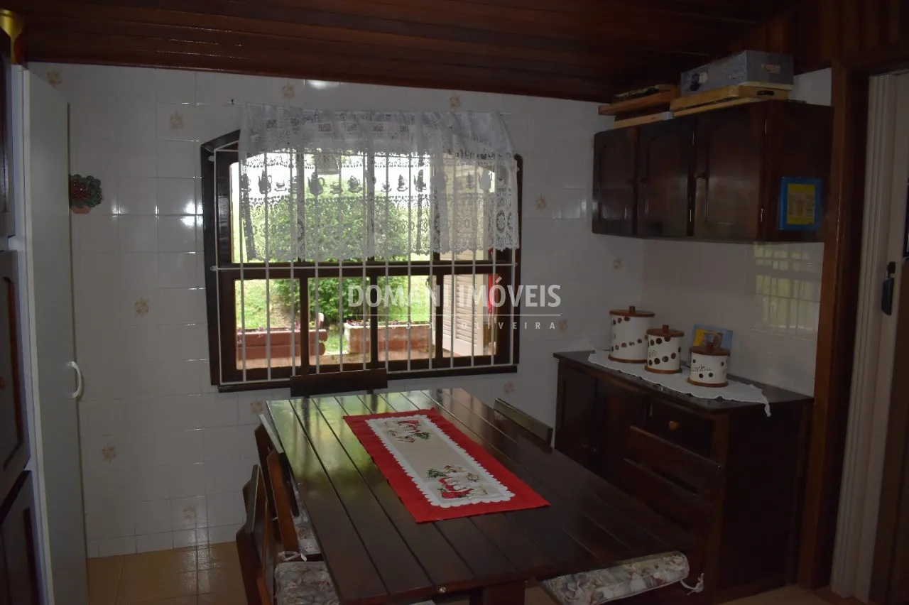 Casa à venda de 1.050 m² em Campos do Jordão, SP, Brasil