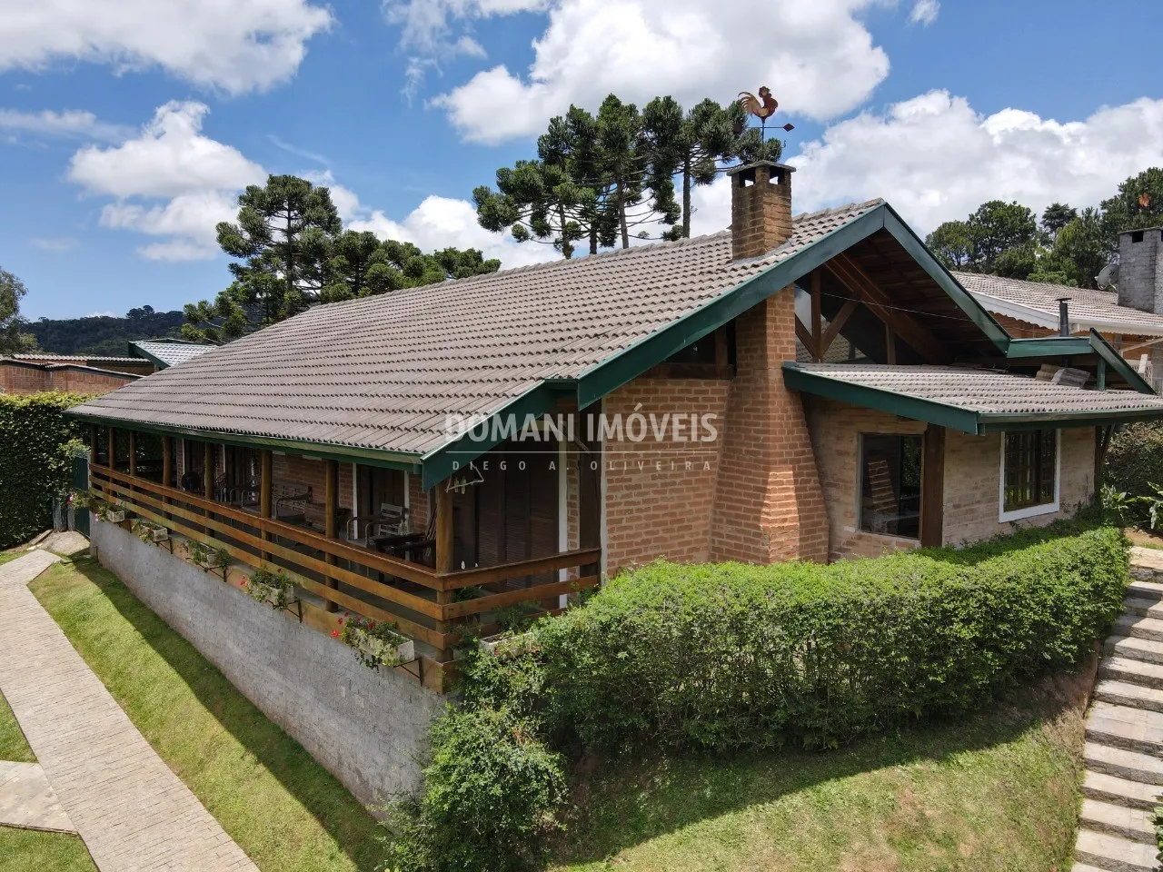 Casa à venda de 1.010 m² em Campos do Jordão, SP, Brasil