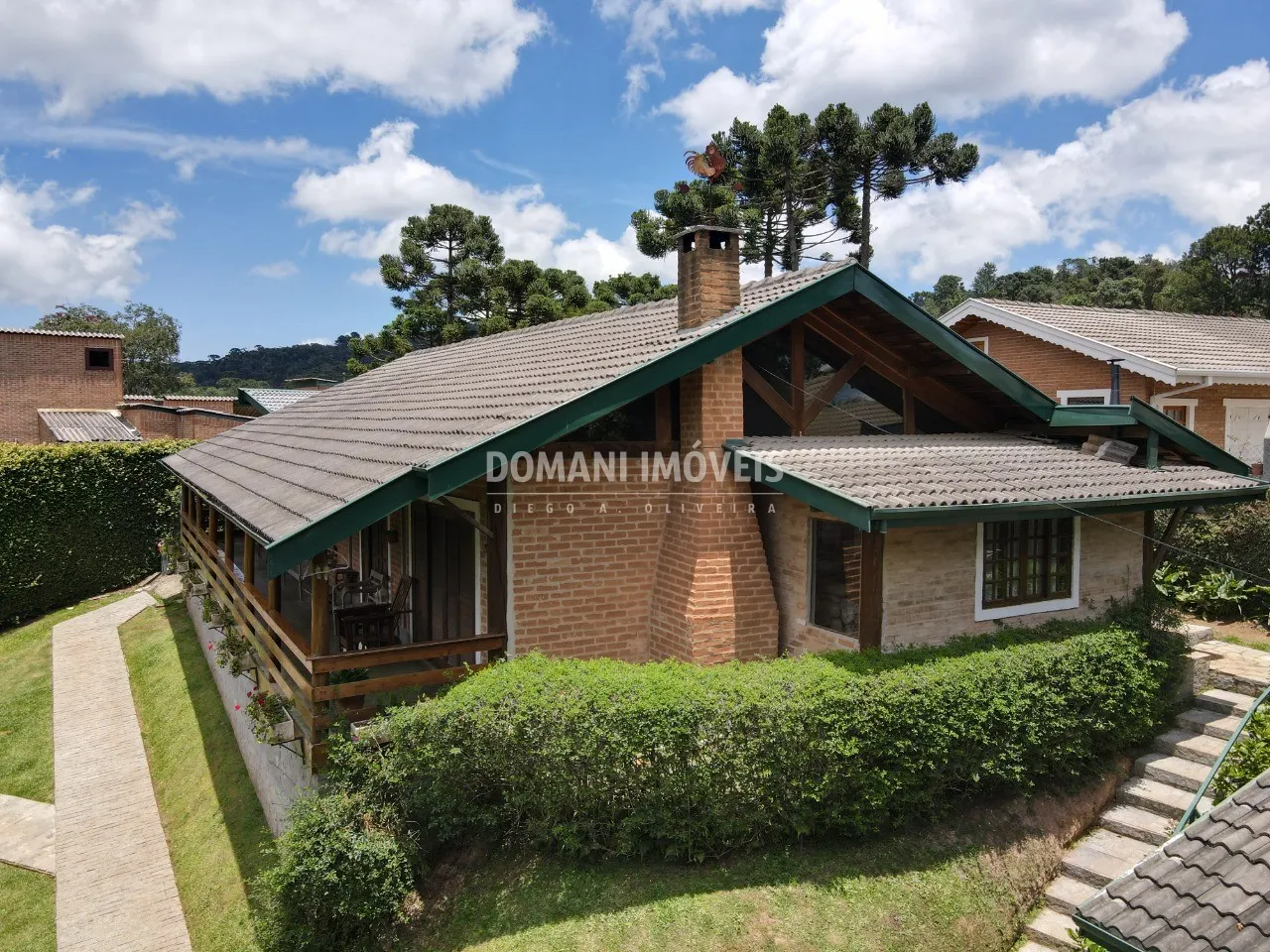 Casa à venda de 1.010 m² em Campos do Jordão, SP, Brasil