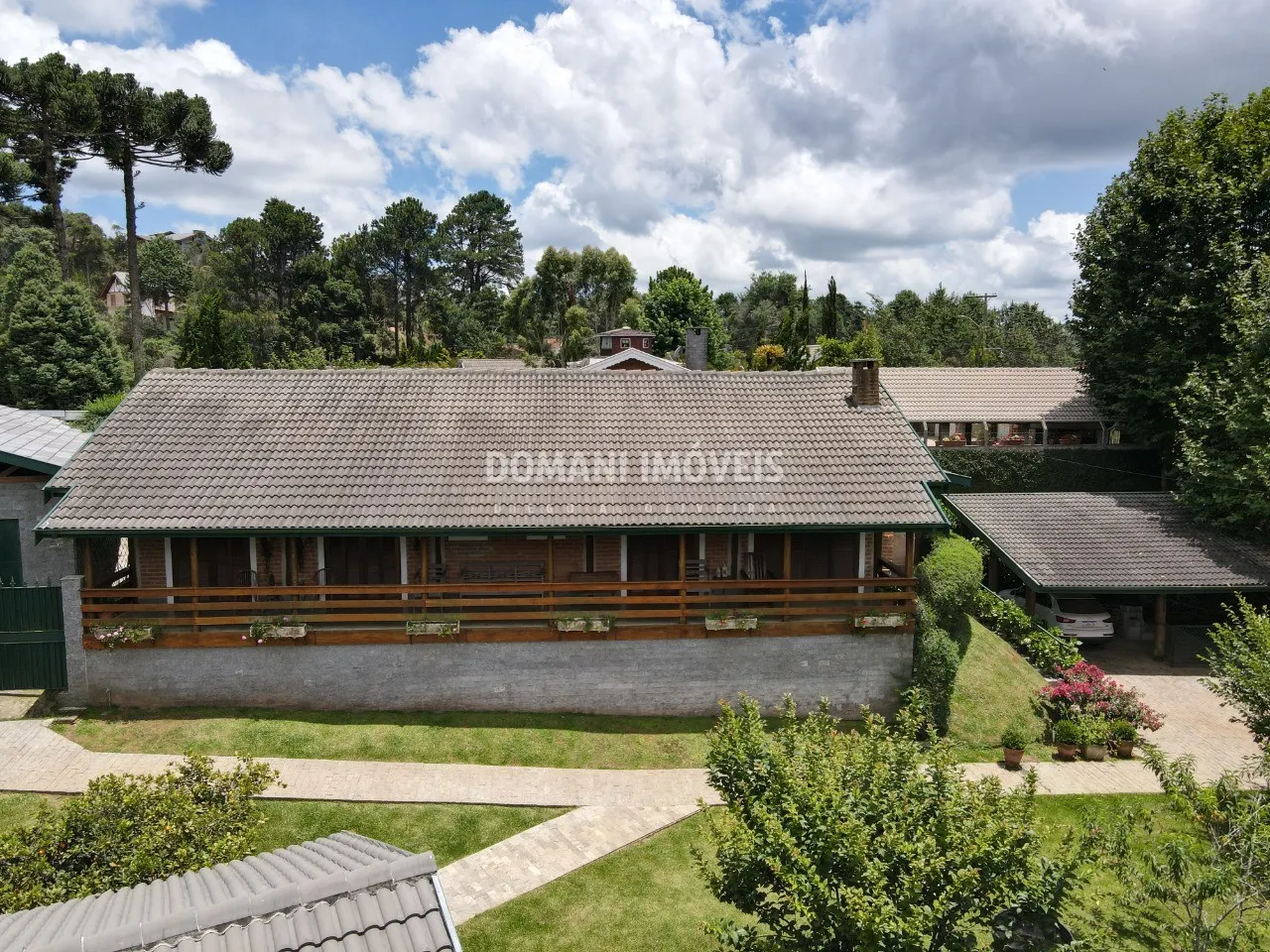 Casa à venda de 1.010 m² em Campos do Jordão, SP, Brasil