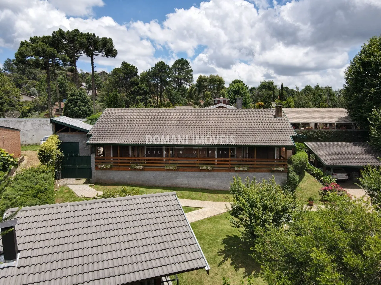 Casa à venda de 1.010 m² em Campos do Jordão, SP, Brasil