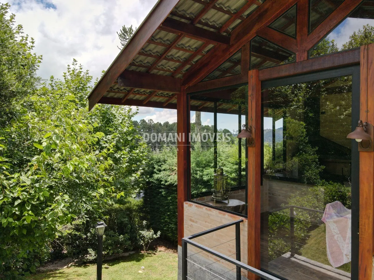 Casa à venda de 1.010 m² em Campos do Jordão, SP, Brasil