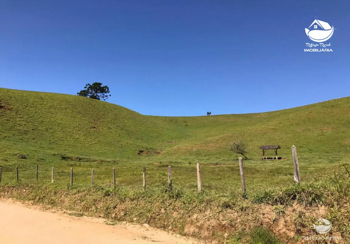 Sítio à venda de 16 ha em Sapucaí-Mirim, MG, Brasil