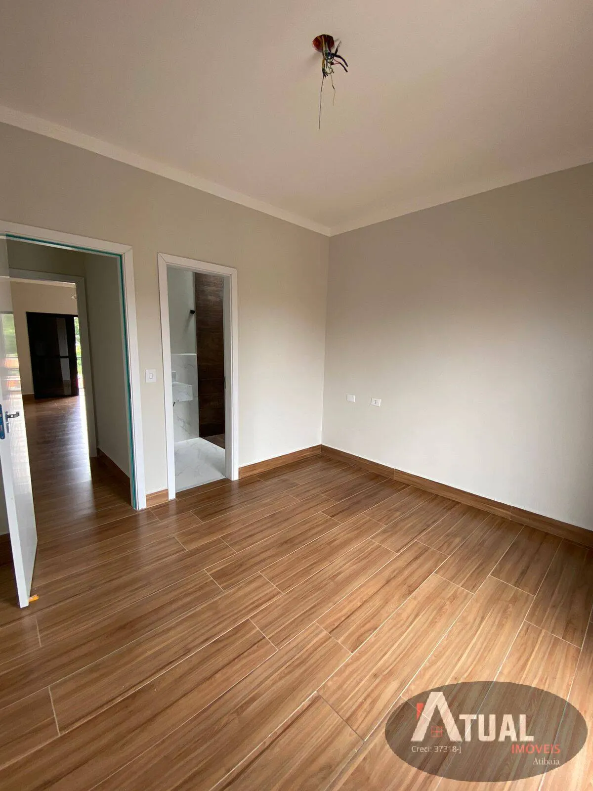 Casa à venda de 182 m² em Atibaia, SP, Brasil