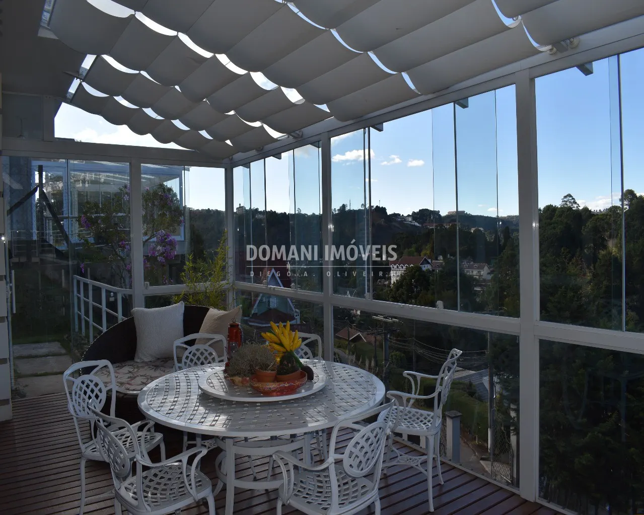 Casa à venda de 1.050 m² em Campos do Jordão, SP, Brasil