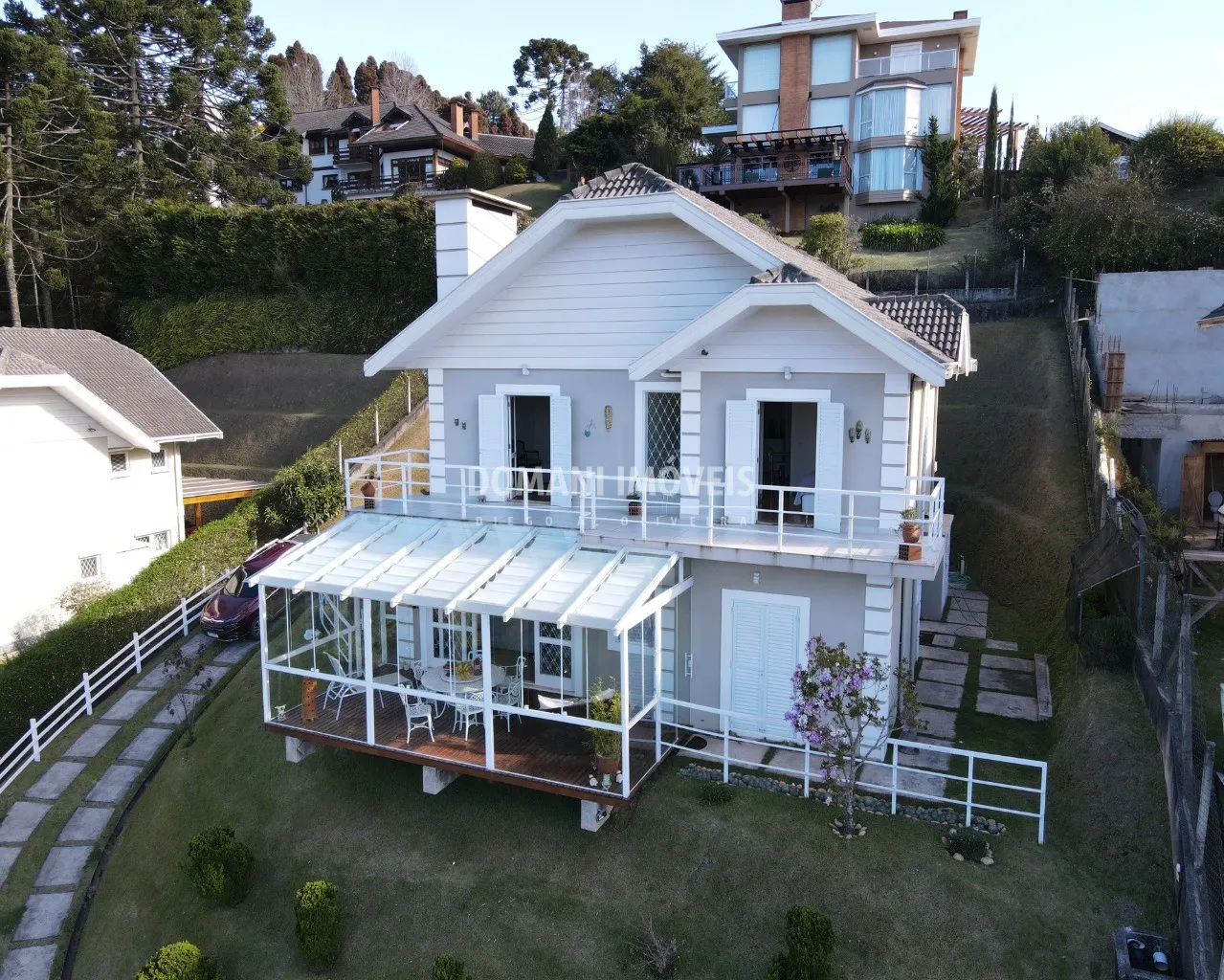 Casa à venda de 1.050 m² em Campos do Jordão, SP, Brasil