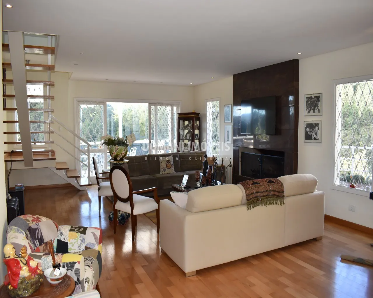 Casa à venda de 1.050 m² em Campos do Jordão, SP, Brasil