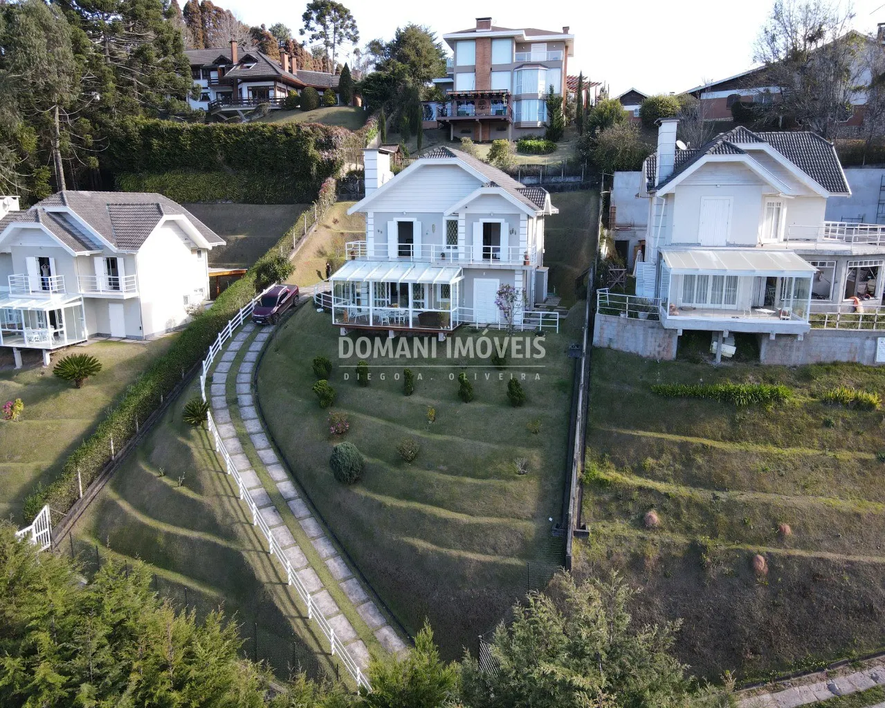 Casa à venda de 1.050 m² em Campos do Jordão, SP, Brasil