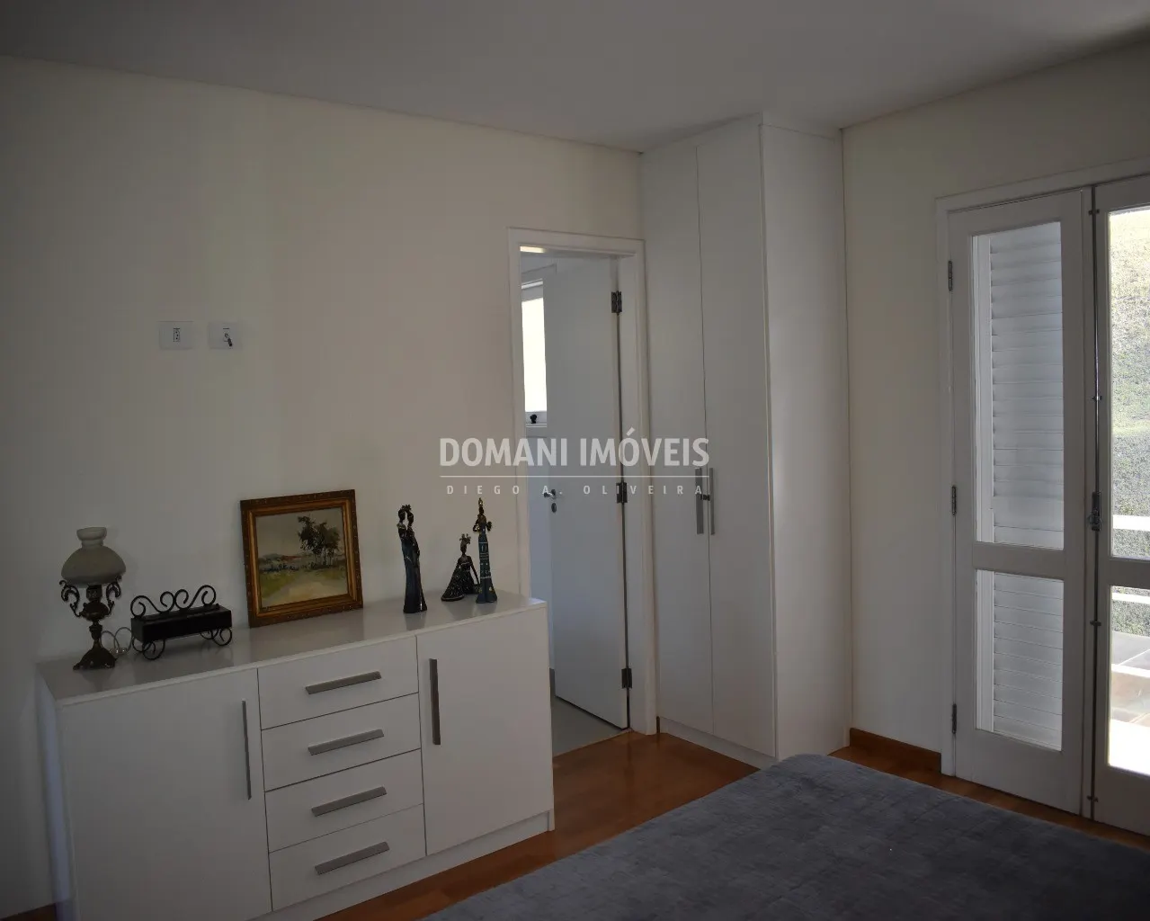 Casa à venda de 1.050 m² em Campos do Jordão, SP, Brasil