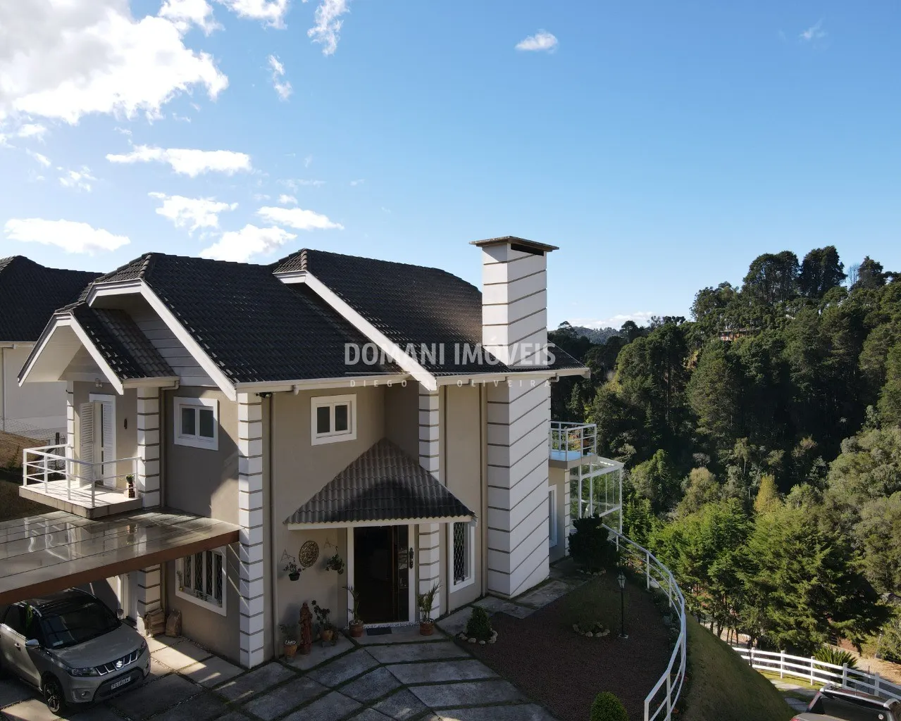 Casa à venda de 1.050 m² em Campos do Jordão, SP, Brasil