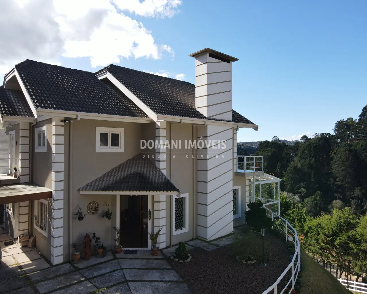 Casa à venda de 1.050 m² em Campos do Jordão, SP, Brasil