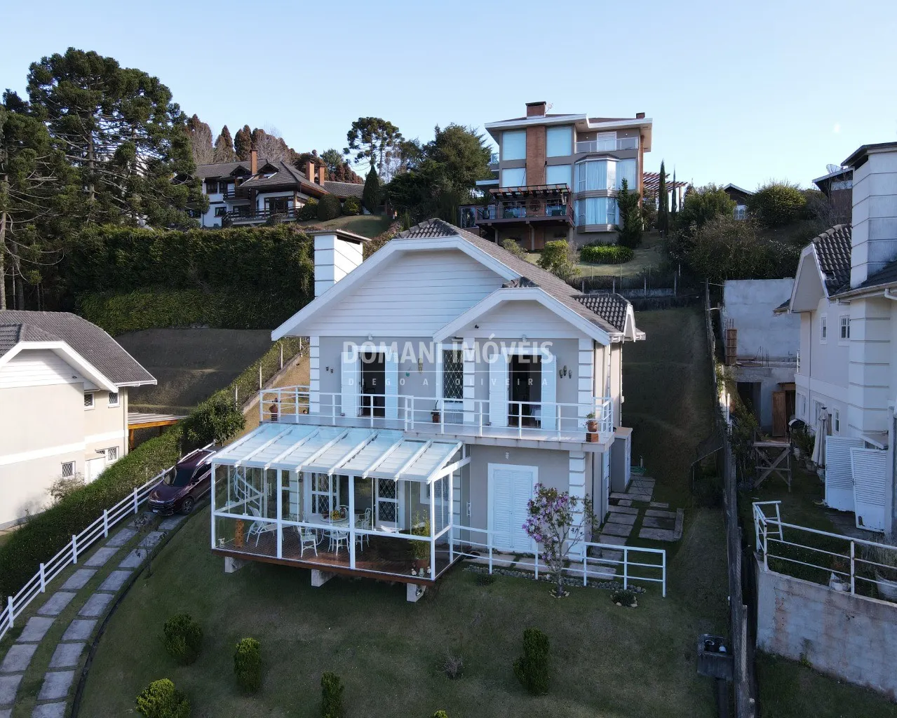 Casa à venda de 1.050 m² em Campos do Jordão, SP, Brasil
