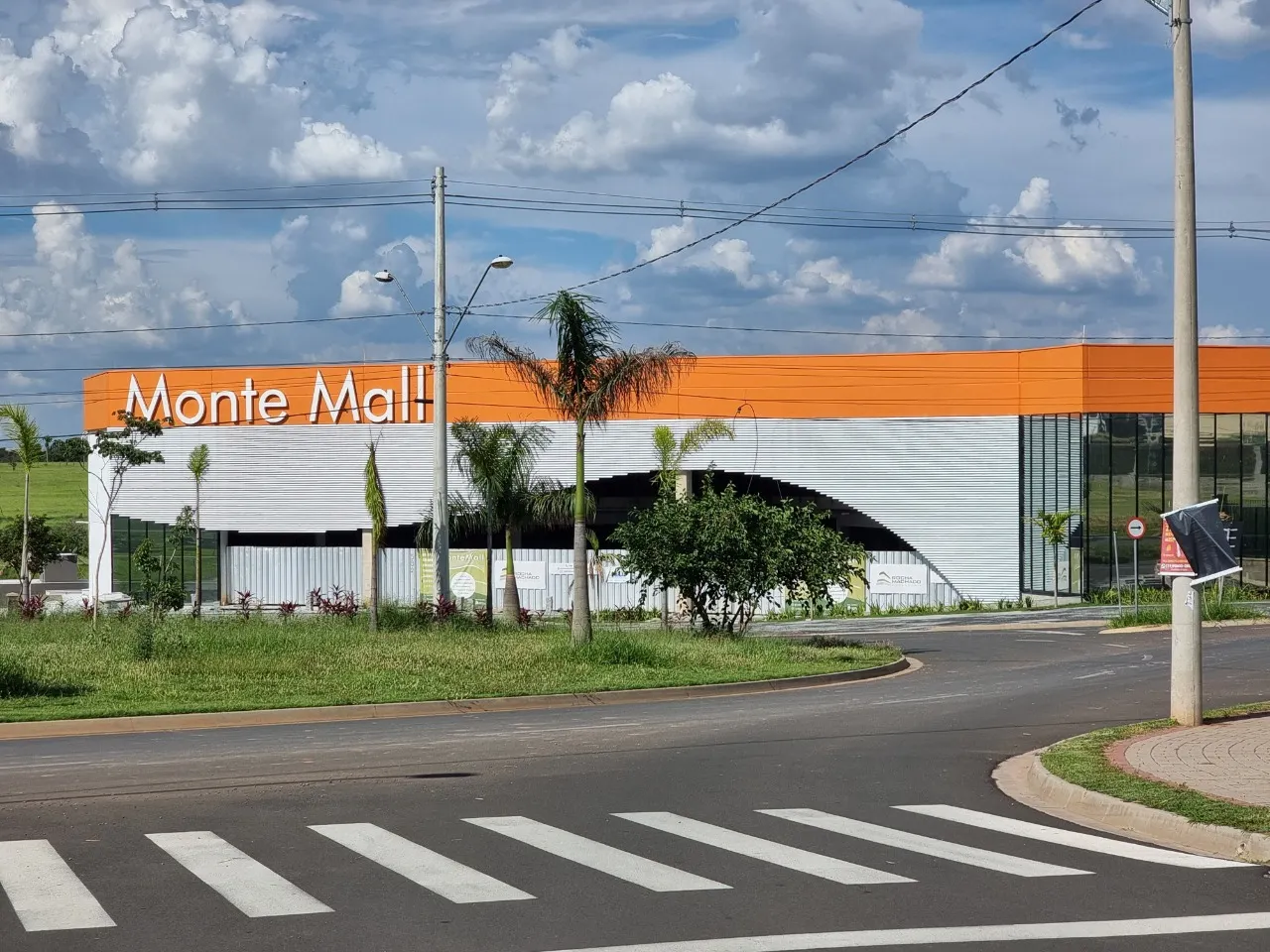 Terreno à venda de 250 m² em Monte Mor, SP, Brasil