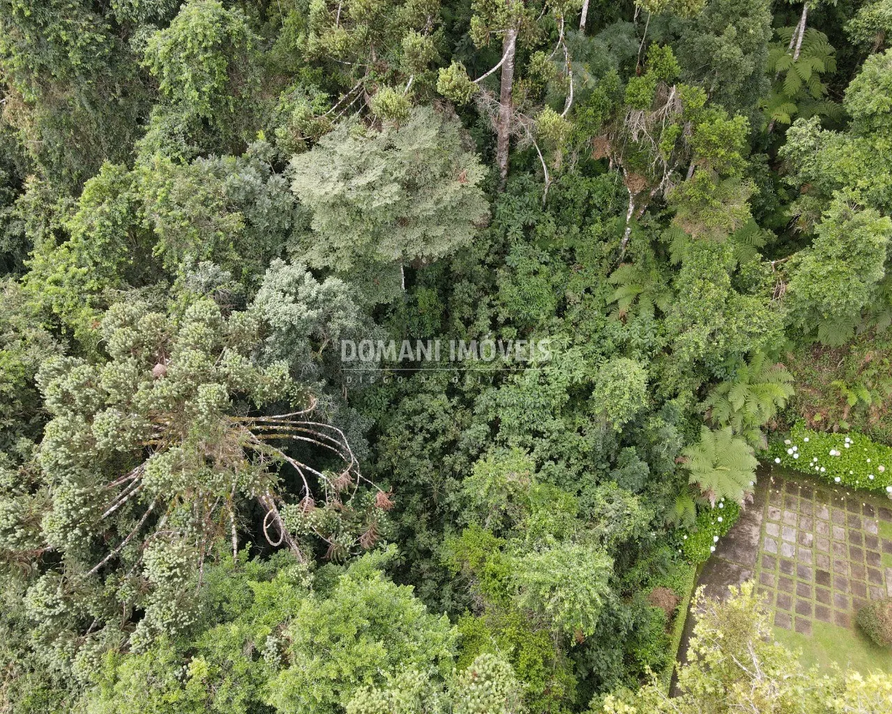 Terreno à venda de 1.010 m² em Campos do Jordão, SP, Brasil