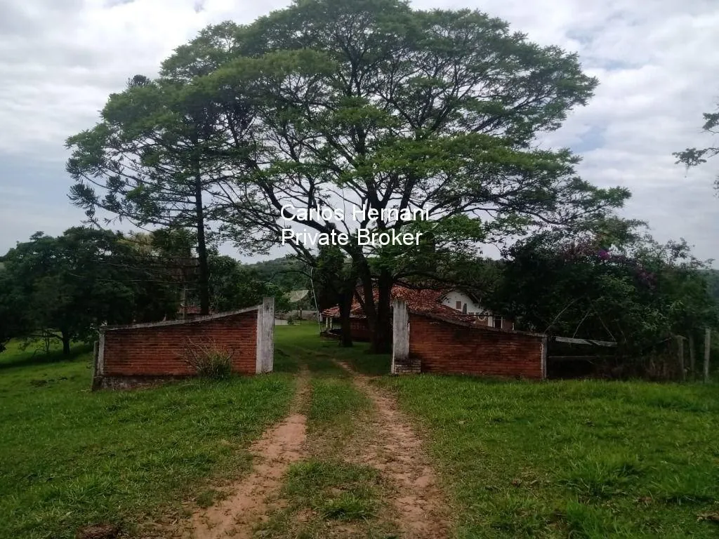 Fazenda à venda de 145 ha em Bofete, SP, Brasil