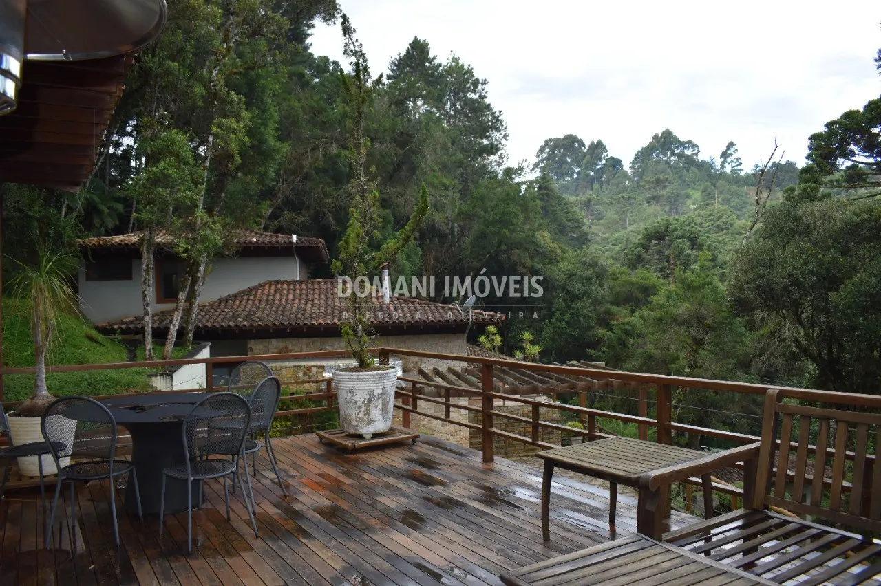 Casa à venda de 1.295 m² em Campos do Jordão, SP, Brasil