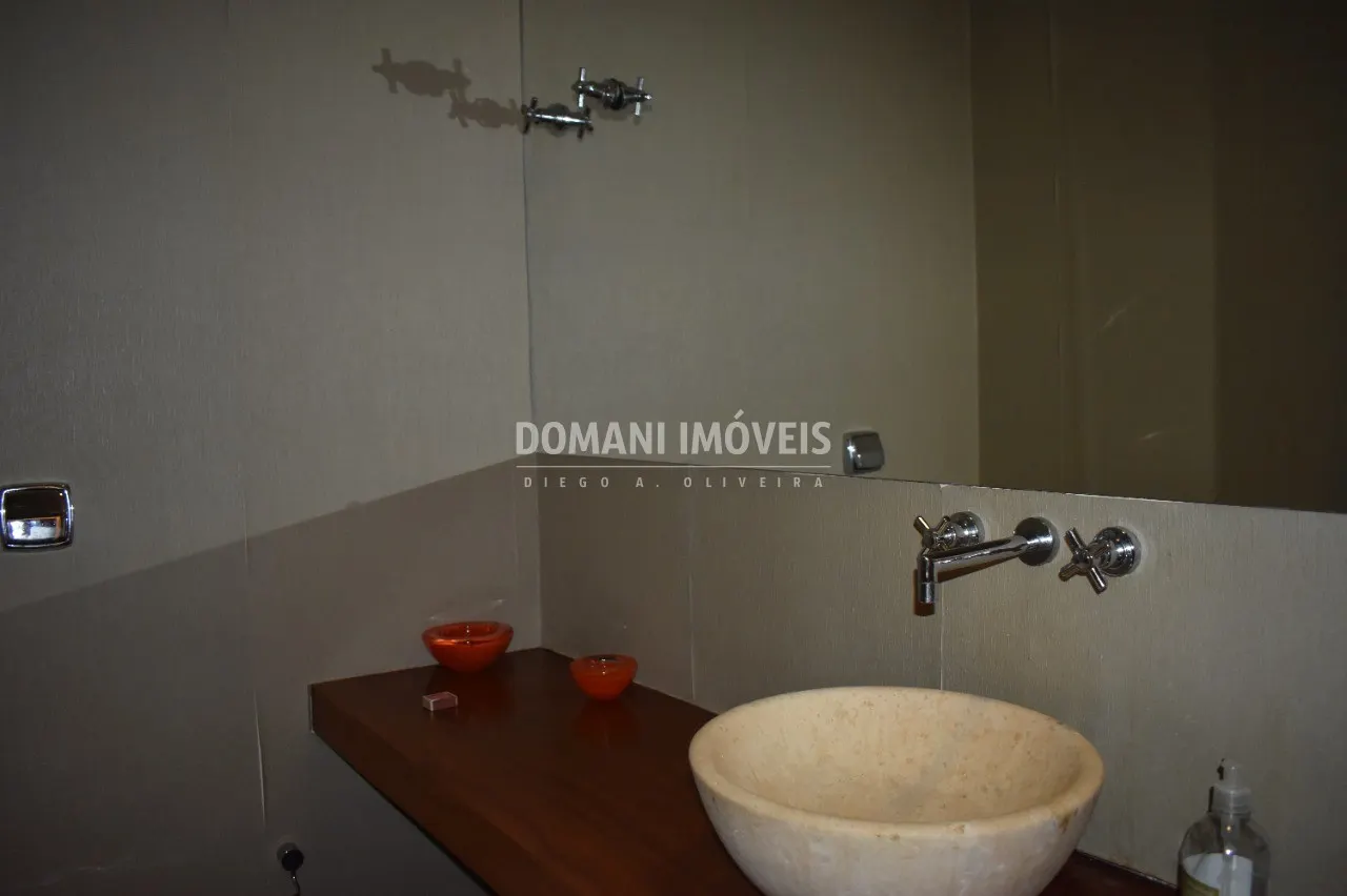 Casa à venda de 1.295 m² em Campos do Jordão, SP, Brasil